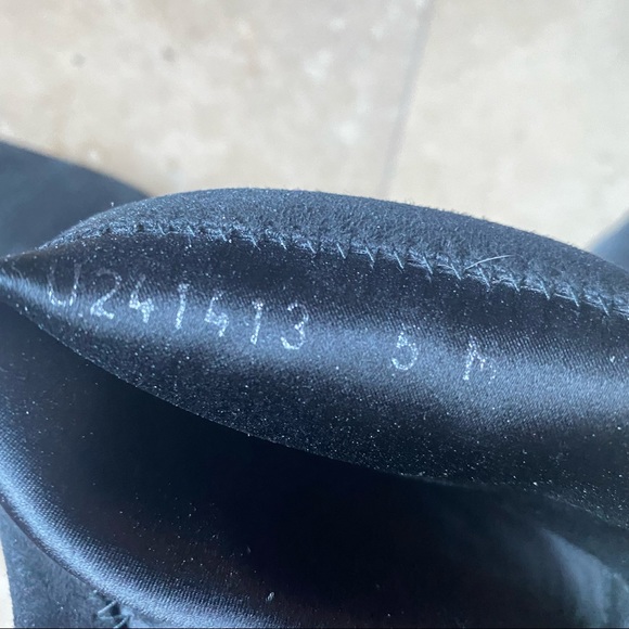 Stuart Weitzman Midland Ankle Booties 3” Block Heel - Picture 4 of 7